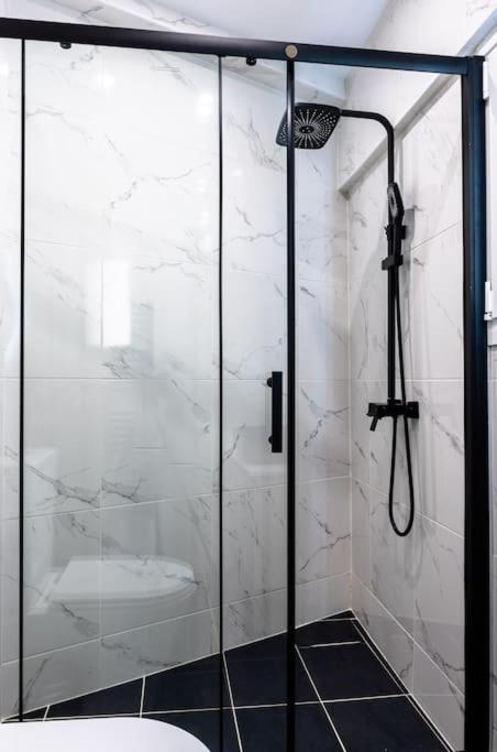 Amelia Jacuzzi Maisonette Ath Center Atény