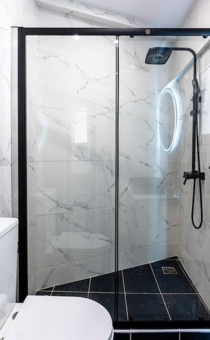 Amelia Jacuzzi Maisonette Ath Center